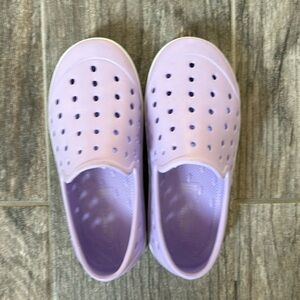 Girls Old Navy Slip On Shoes, Purple, Size 9, Croc Style, NWOT